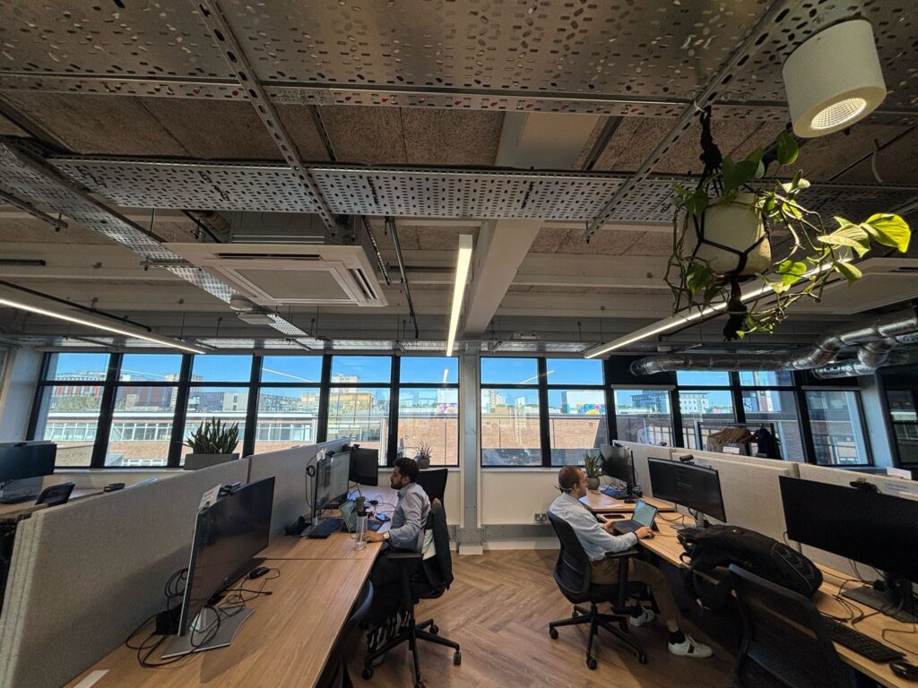 cd40101c690b12f08d63702e3d3aca4d